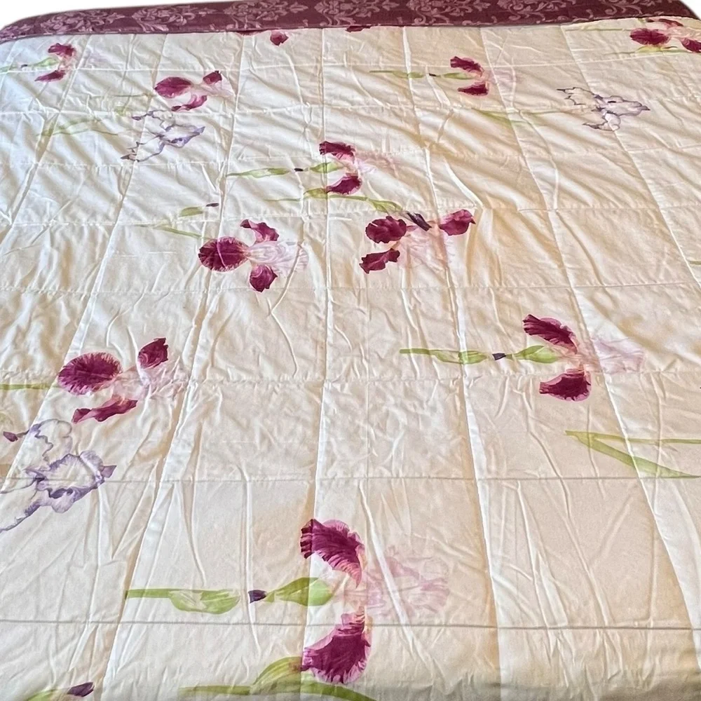 Yves Delorme Paris IRIS Collection King Quilted Reversible Coverlet Bedcover